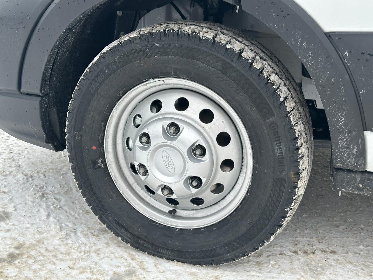 2026 Ford Transit Cargo Van T-250 148" MED RF 9070 GVWR AWD Photo