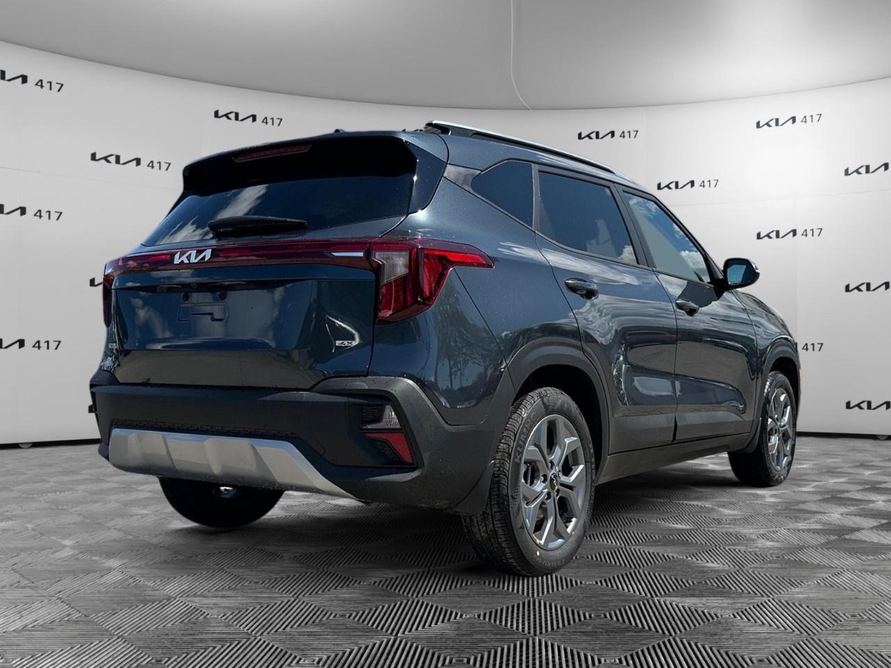 2026 Kia Seltos LX AWD Photo4