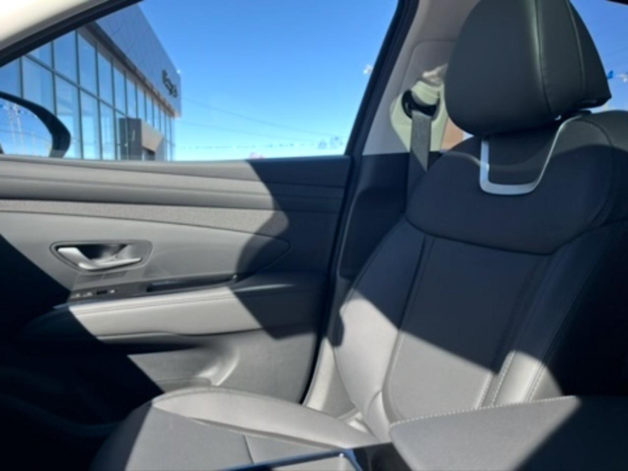 2026 Hyundai Tucson Hybrid Ultimate AWD Photo