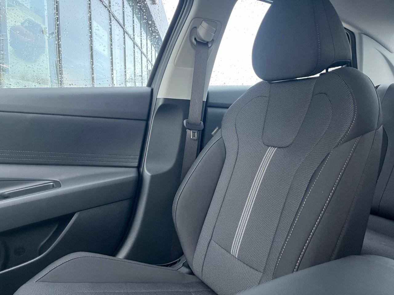 2026 Hyundai Elantra Essential IVT Photo