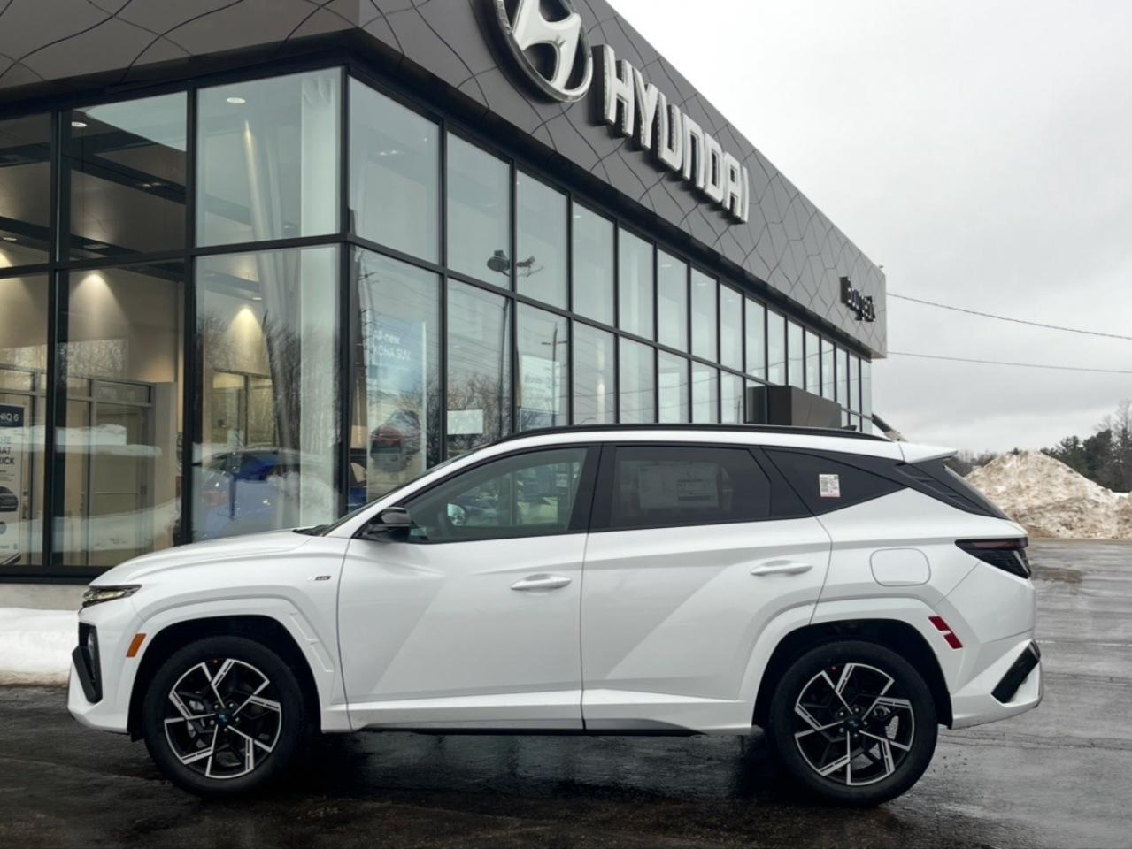 2026 Hyundai Tucson Hybrid N-Line AWD Photo2