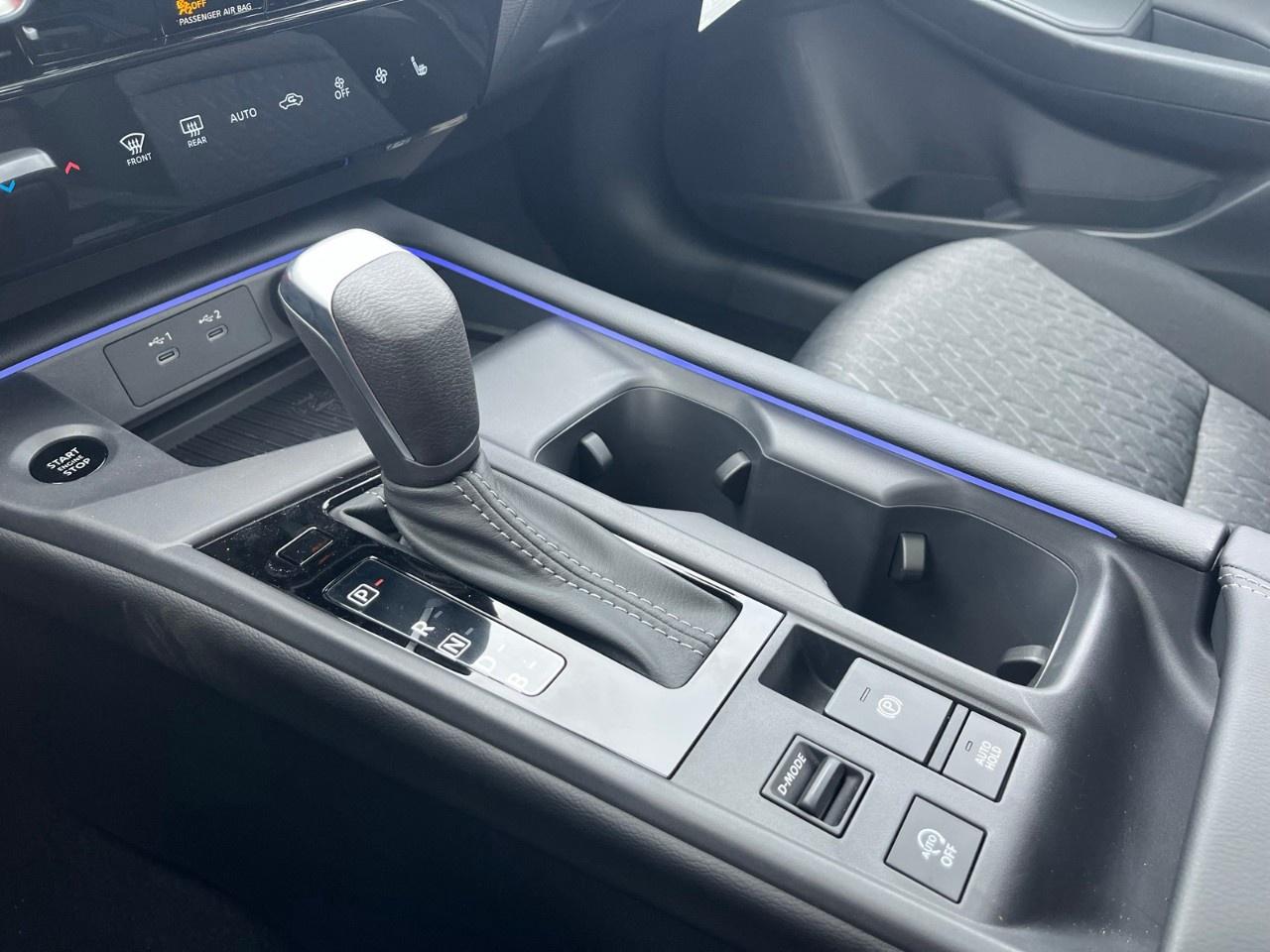 2026 Nissan Sentra SV SEDAN Photo