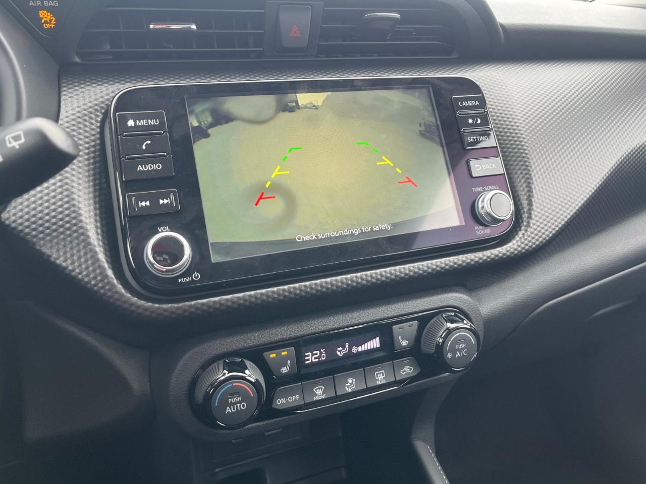 2025 Nissan Kicks Play SV FWD Photo