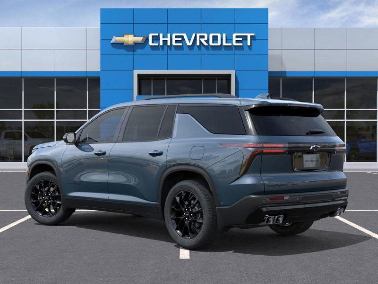 2026 Chevrolet Traverse LT Photo2