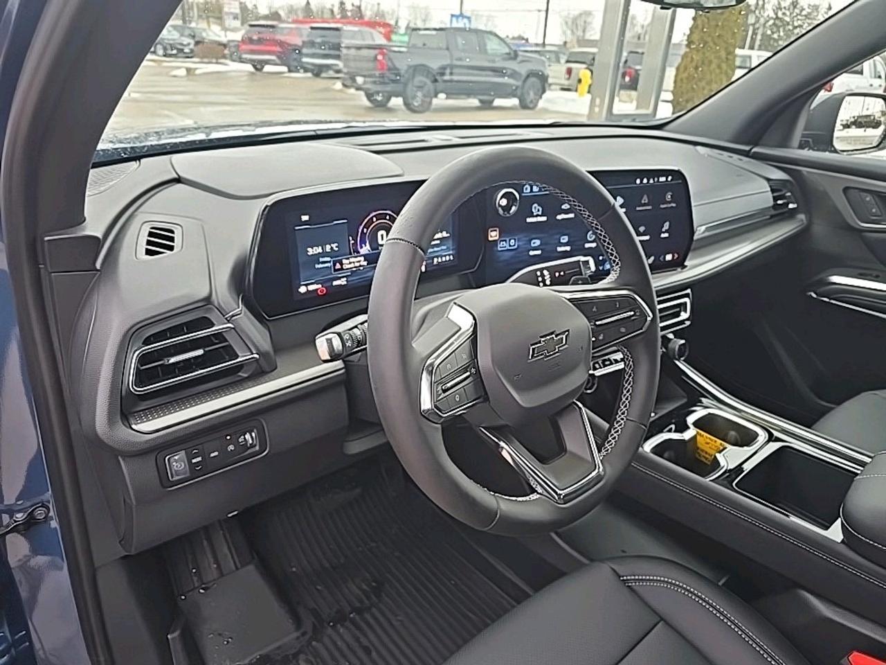 2026 Chevrolet Traverse LT Photo