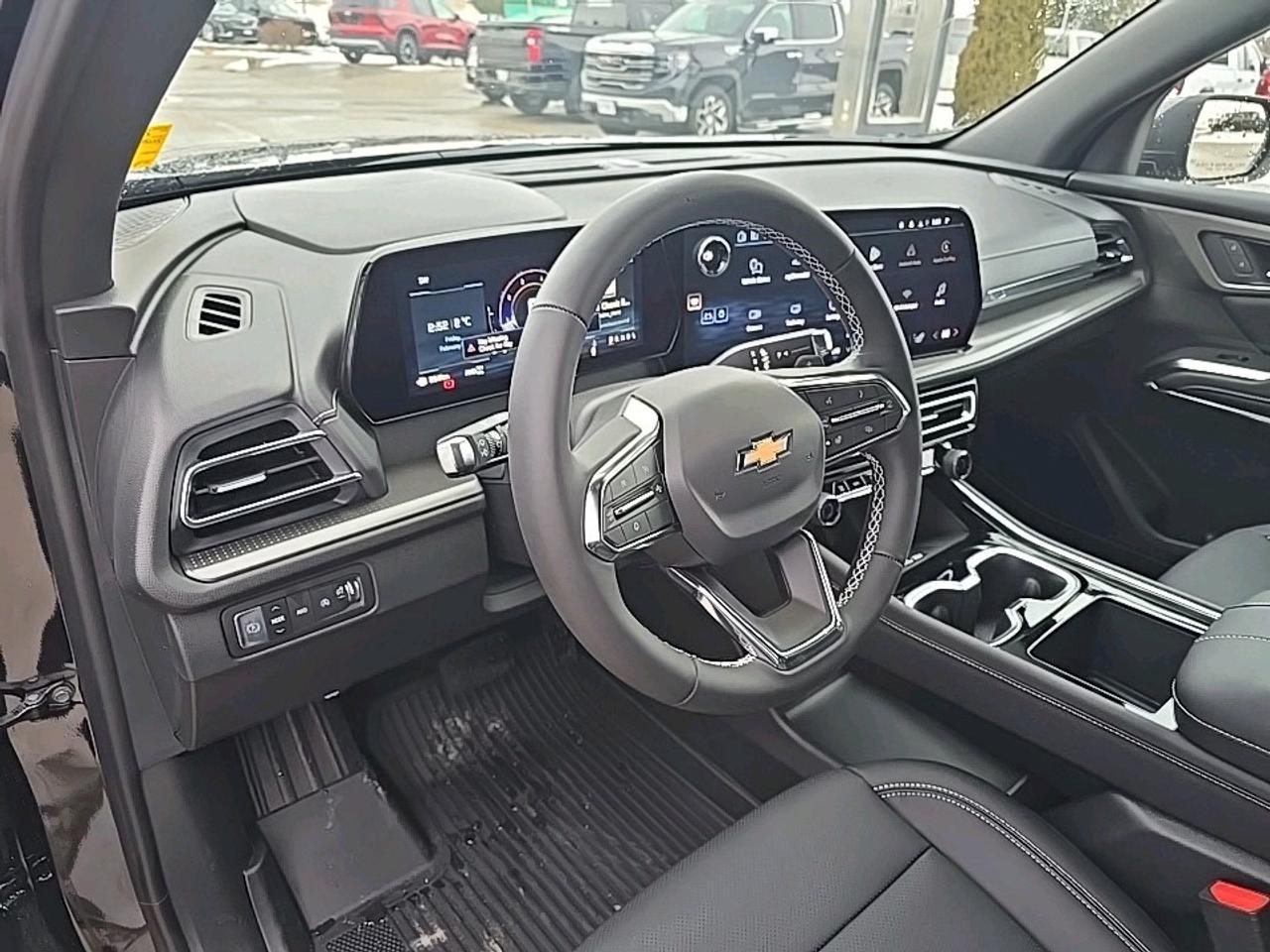 2026 Chevrolet Traverse LT Photo