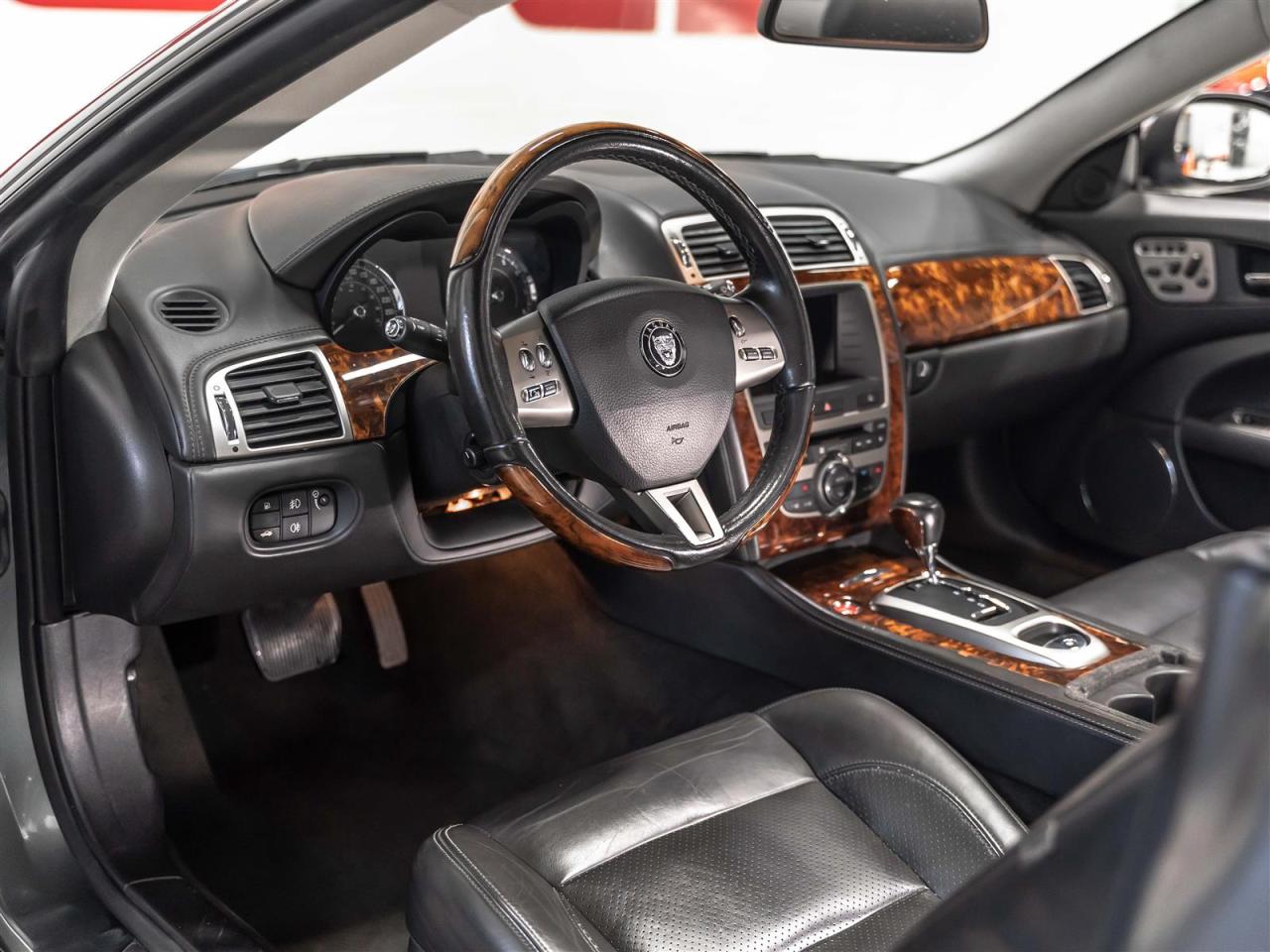 2007 Jaguar XK CONVERTIBLE|ALPINE SOUND|NAVI|CD CHANGER|20INCH WHEELS Photo