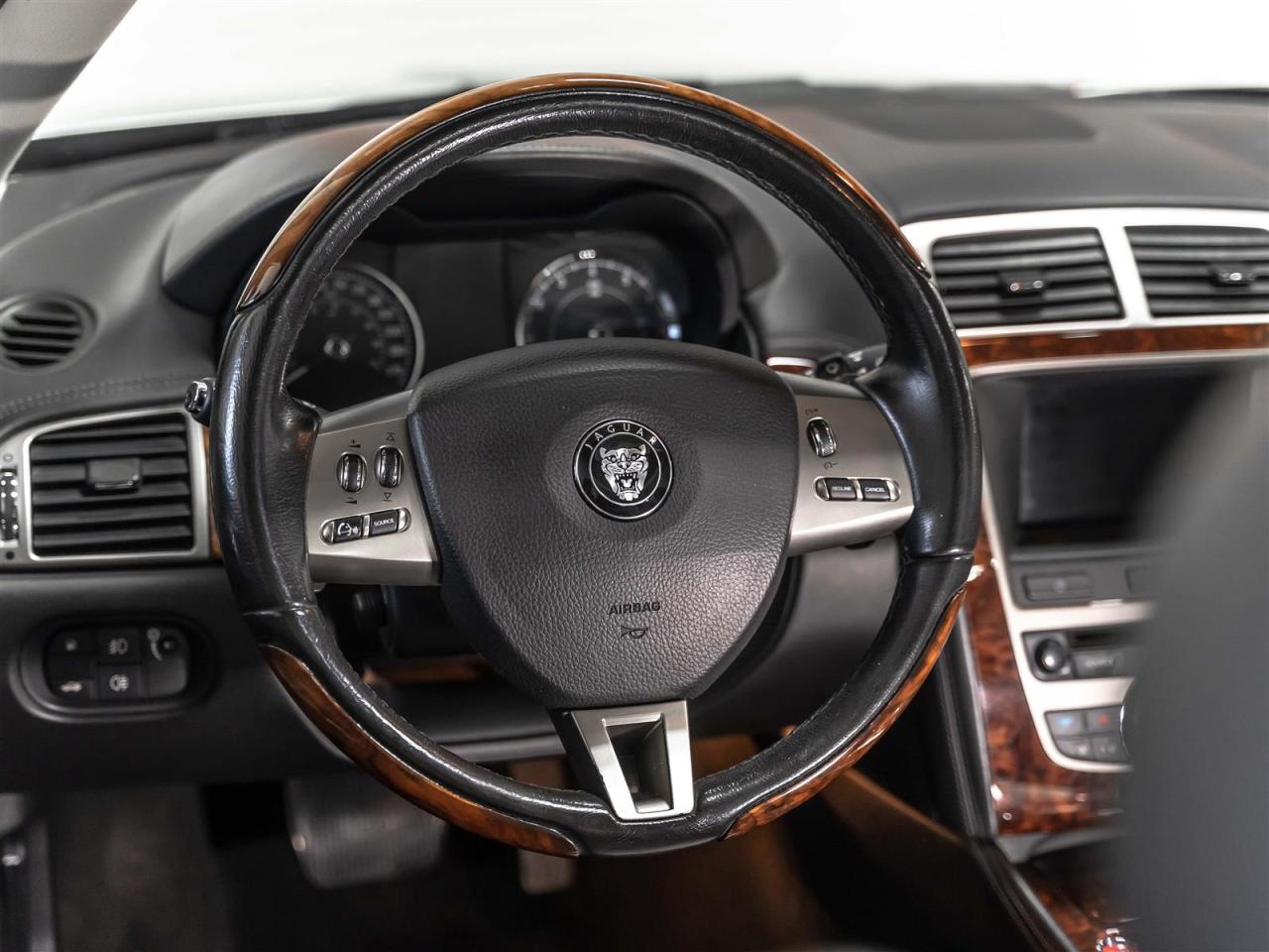 2007 Jaguar XK CONVERTIBLE|ALPINE SOUND|NAVI|CD CHANGER|20INCH WHEELS Photo