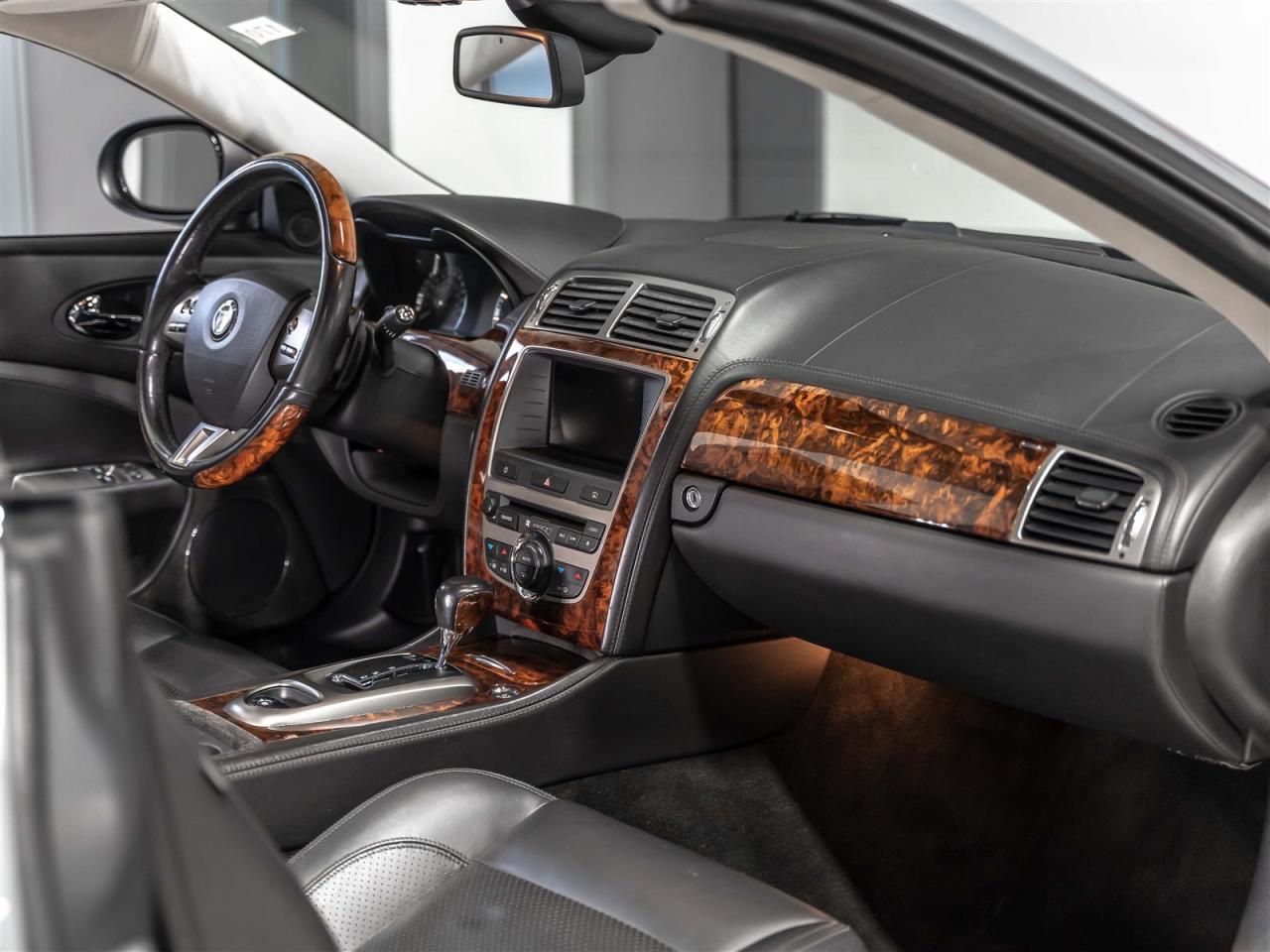 2007 Jaguar XK CONVERTIBLE|ALPINE SOUND|NAVI|CD CHANGER|20INCH WHEELS Photo