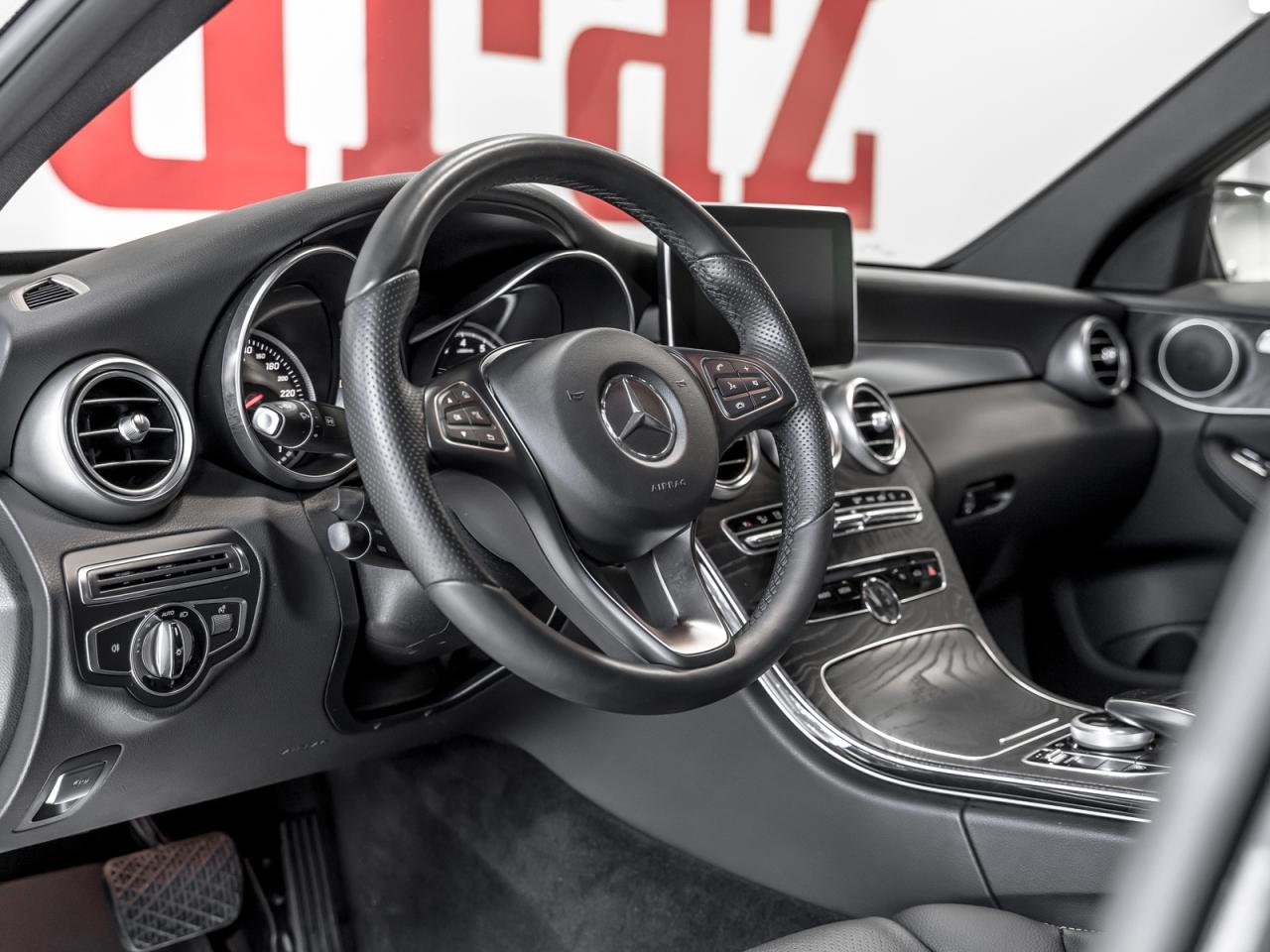 2015 Mercedes-Benz C 300 C 300|AMG PKG|BLINDSPOT|NAVI|REARCAM|PANO|ACCIDENT FREE Photo