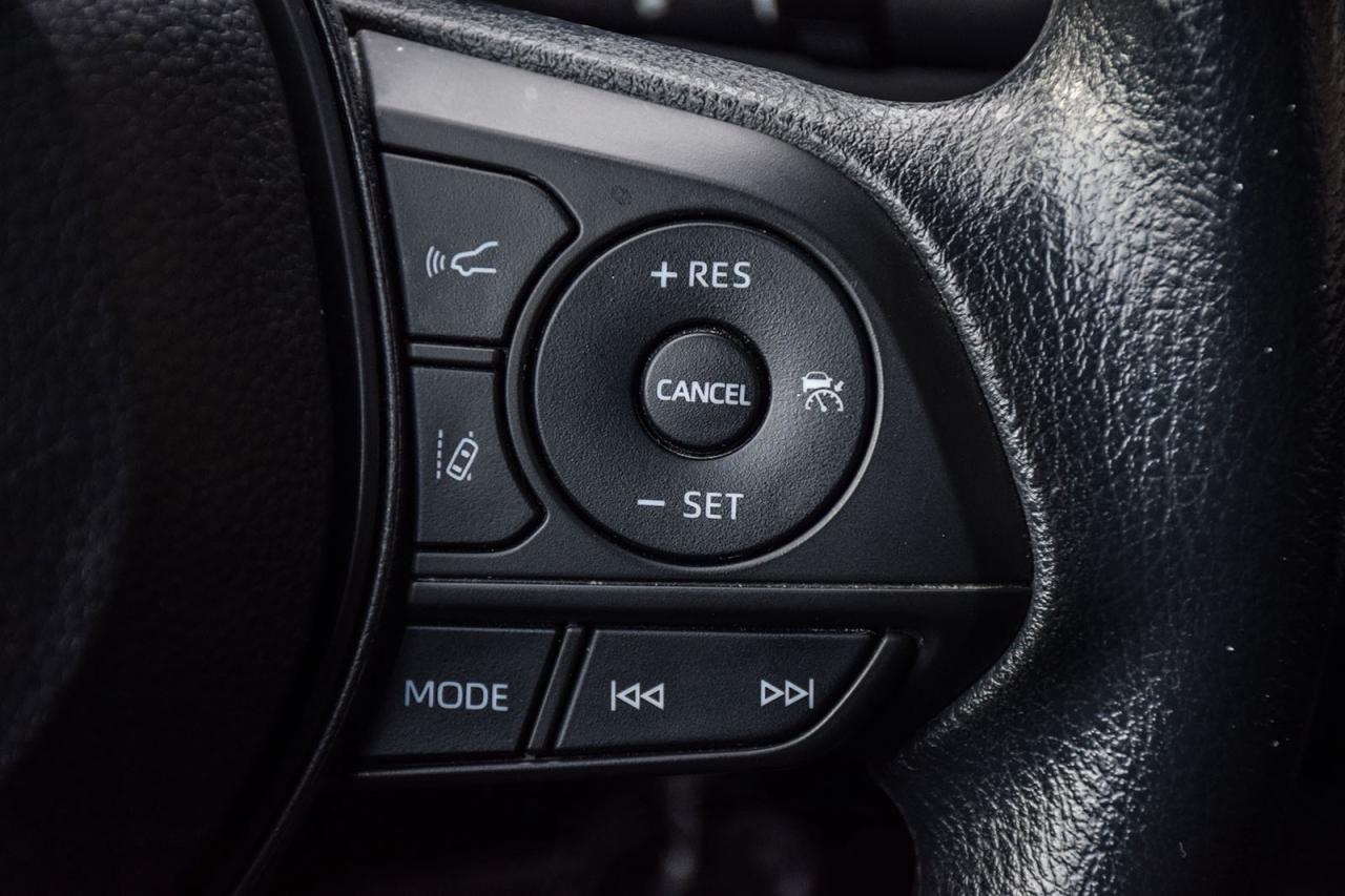 2022 Toyota Corolla LE No Accident Carplay BSM Heated Seats Photo