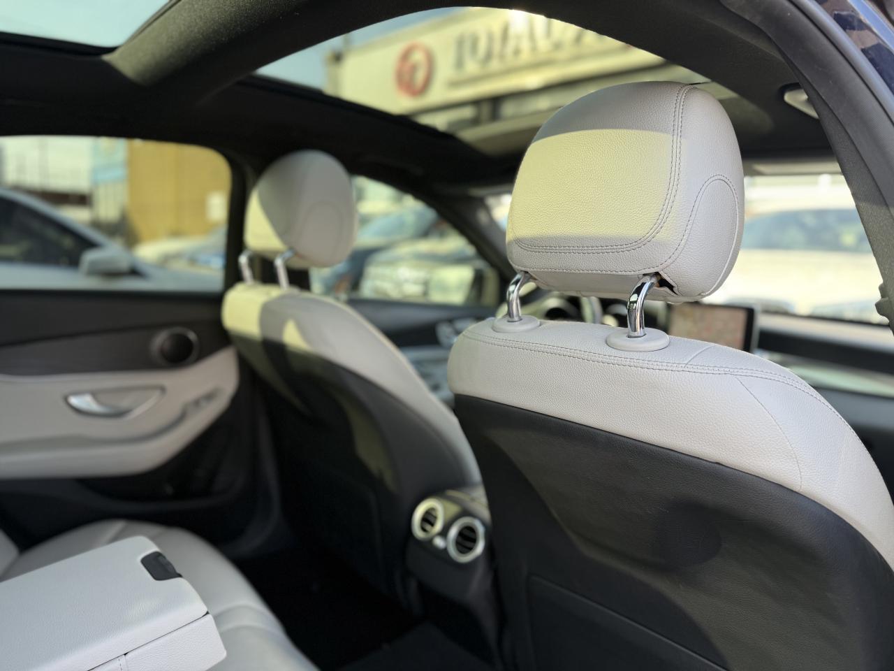 2015 Mercedes-Benz C-Class 300 //AMG PKG | PANO | NAVI | BACK UP CAMERA Photo