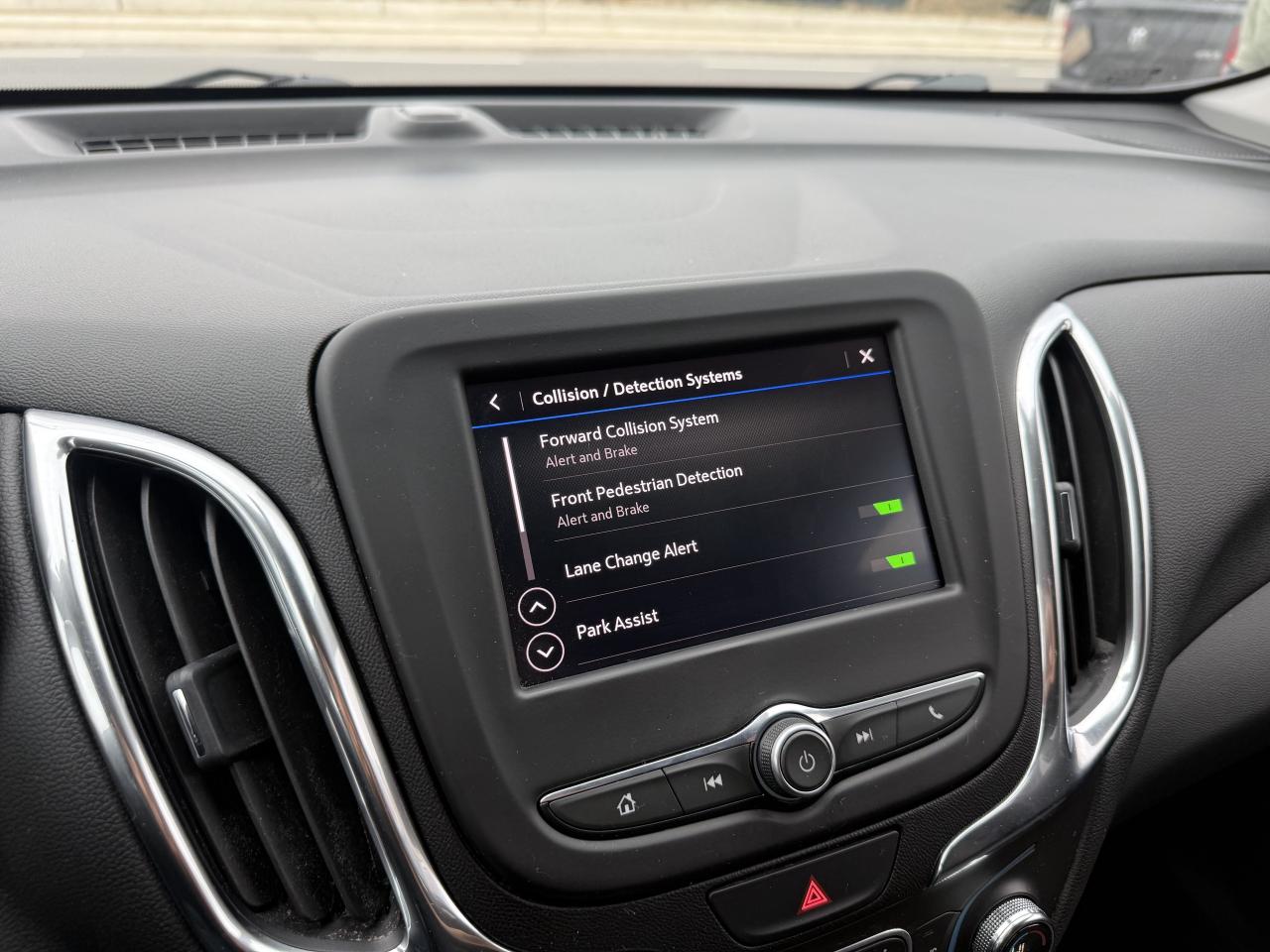 2020 Chevrolet Equinox LT 2.0 | CARPLAY | BACK UP CAMERA Photo
