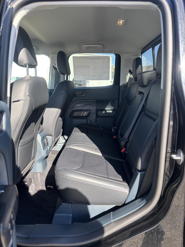 2026 Ford Maverick LARIAT® Photo4