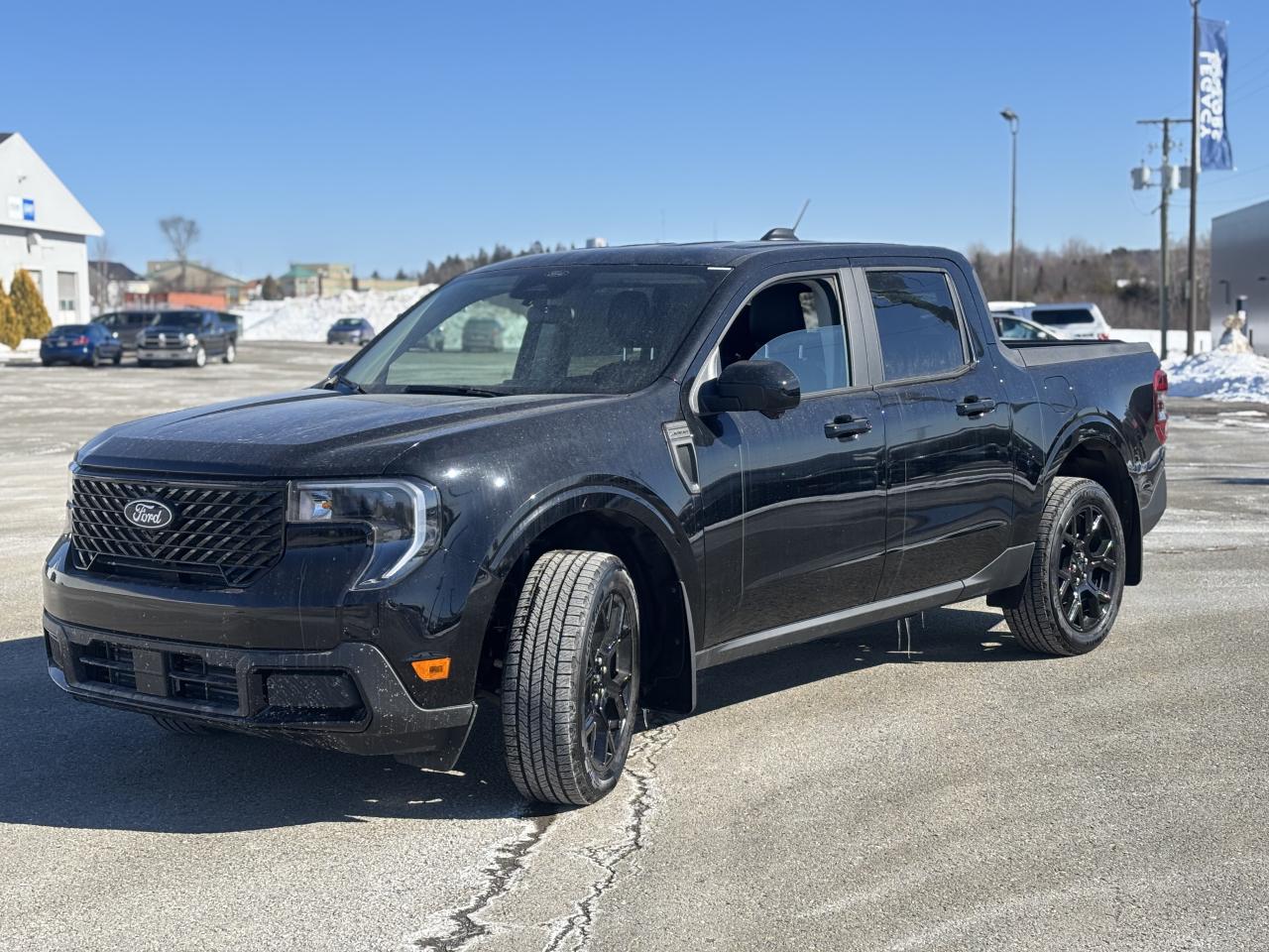 2026 Ford Maverick LARIAT® Photo1