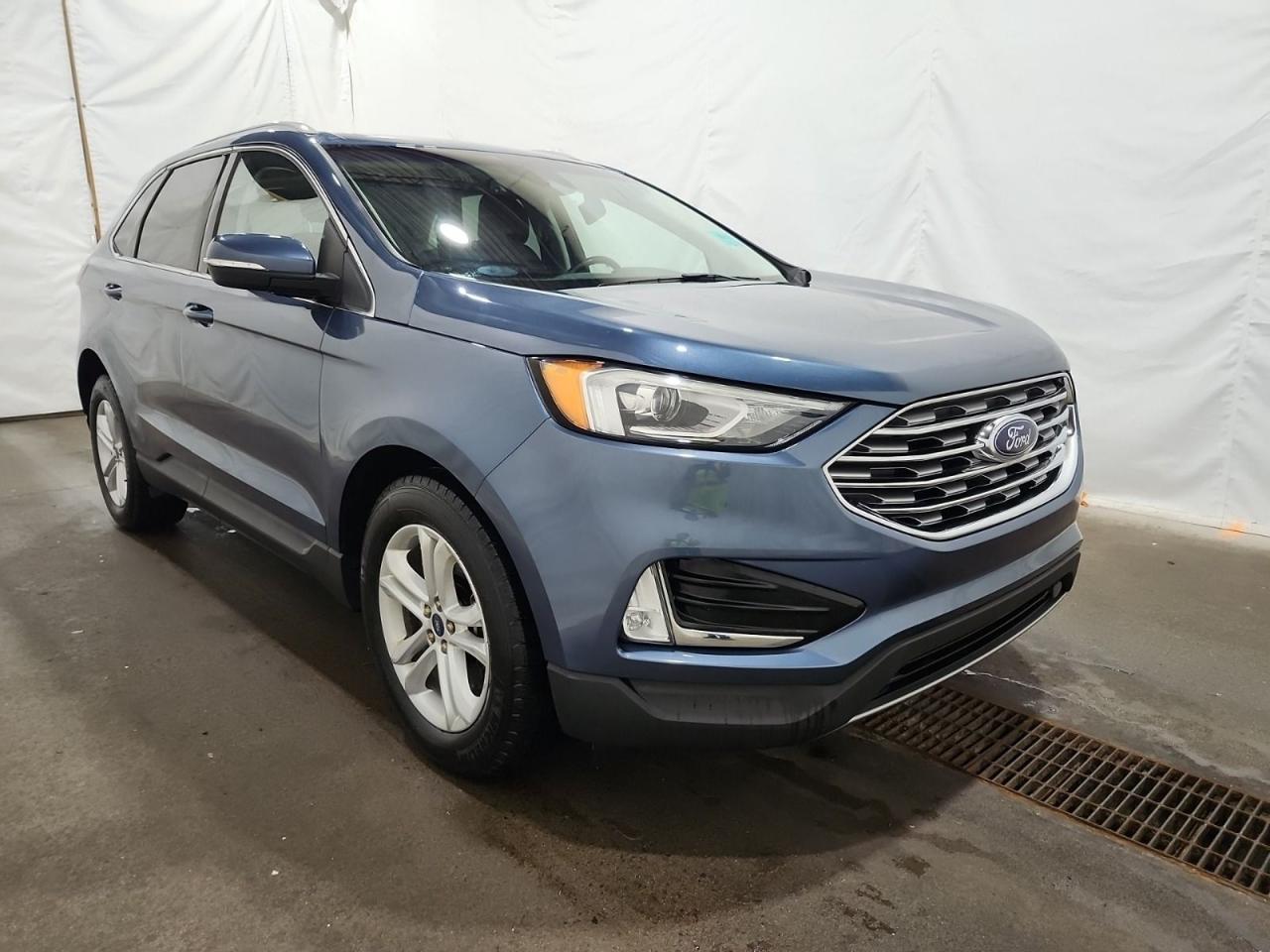 2019 Ford Edge SEL AWD Photo