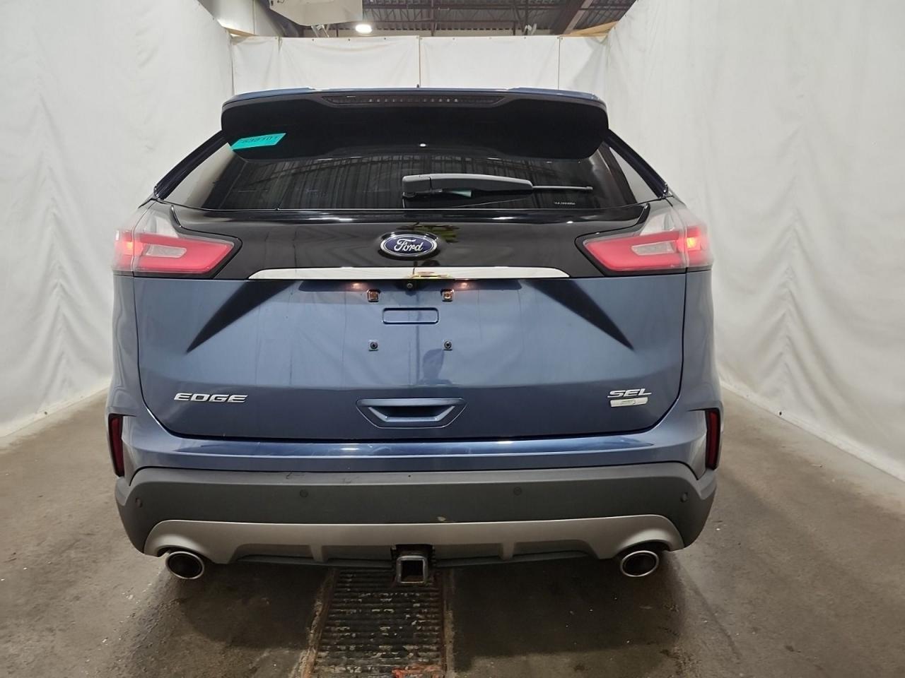 2019 Ford Edge SEL AWD Photo