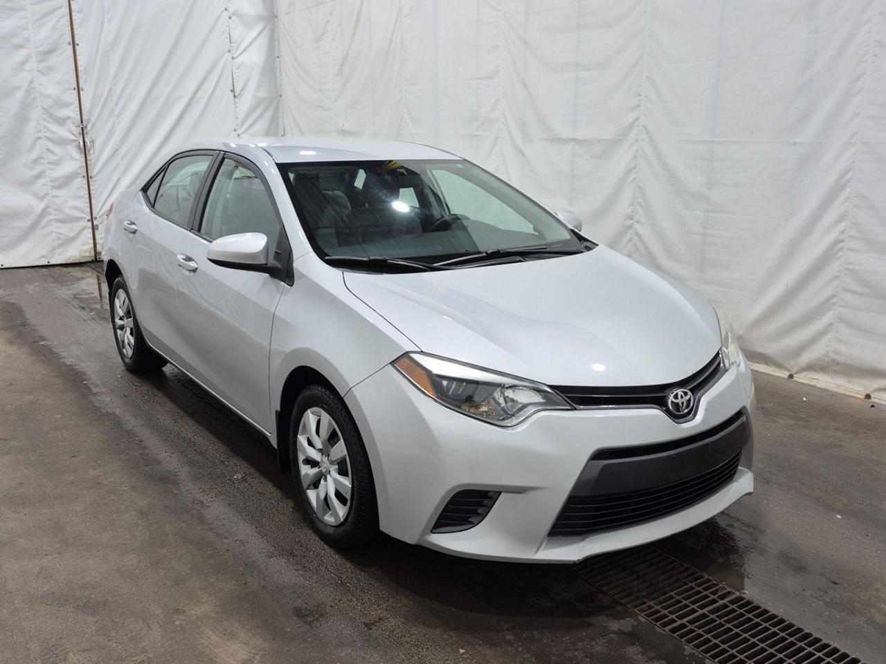 2016 Toyota Corolla LE - Photo #1