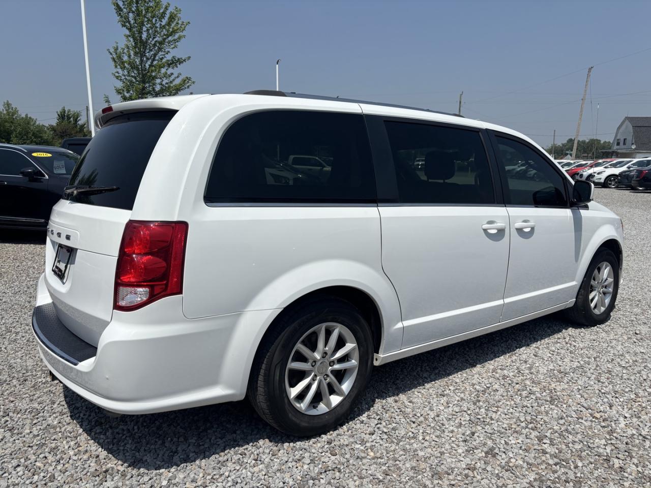 2019 Dodge Grand Caravan SE Plus Photo