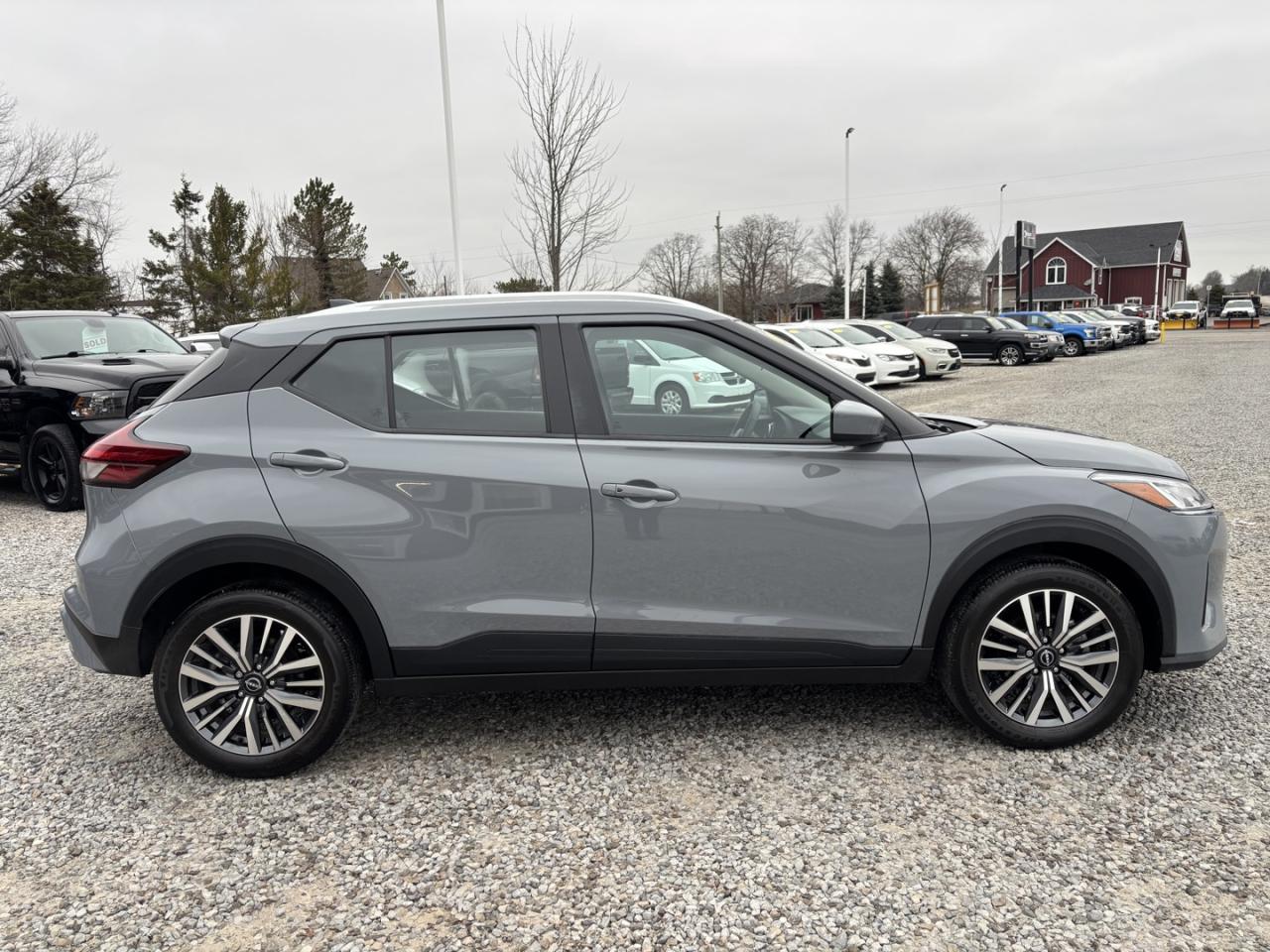 2024 Nissan Kicks SV Photo