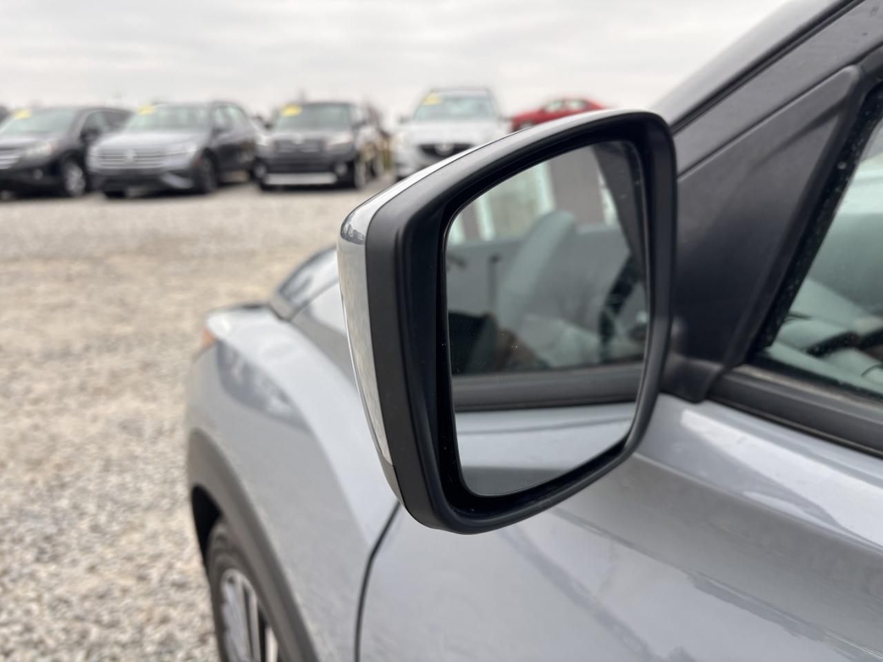 2024 Nissan Kicks SV Photo