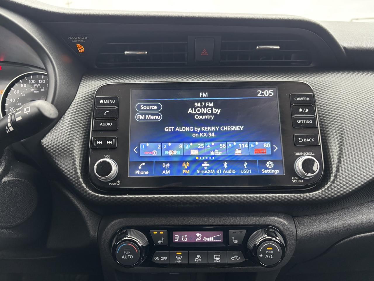 2024 Nissan Kicks SV Photo