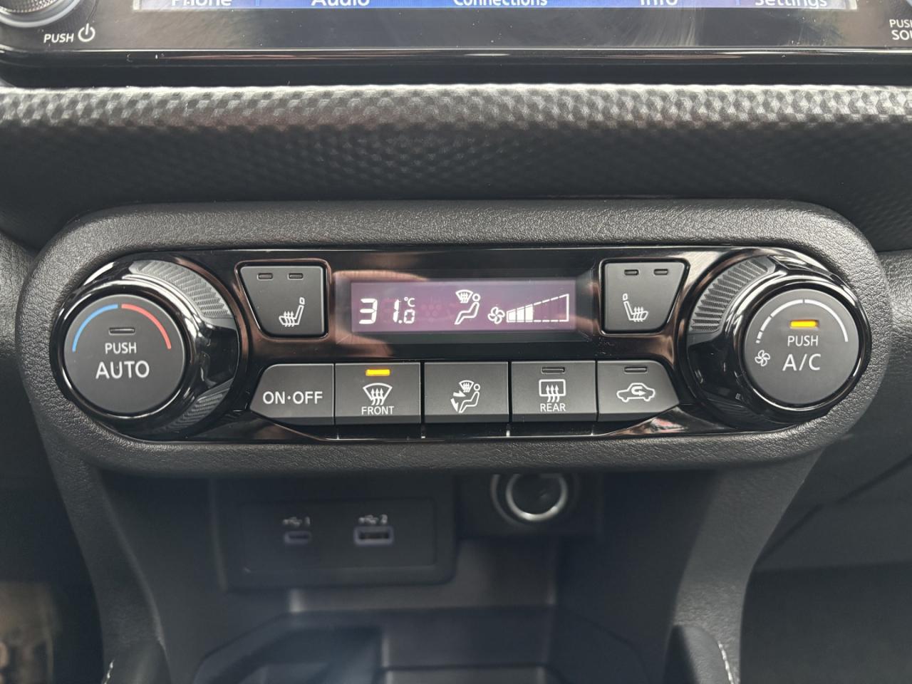 2024 Nissan Kicks SV Photo