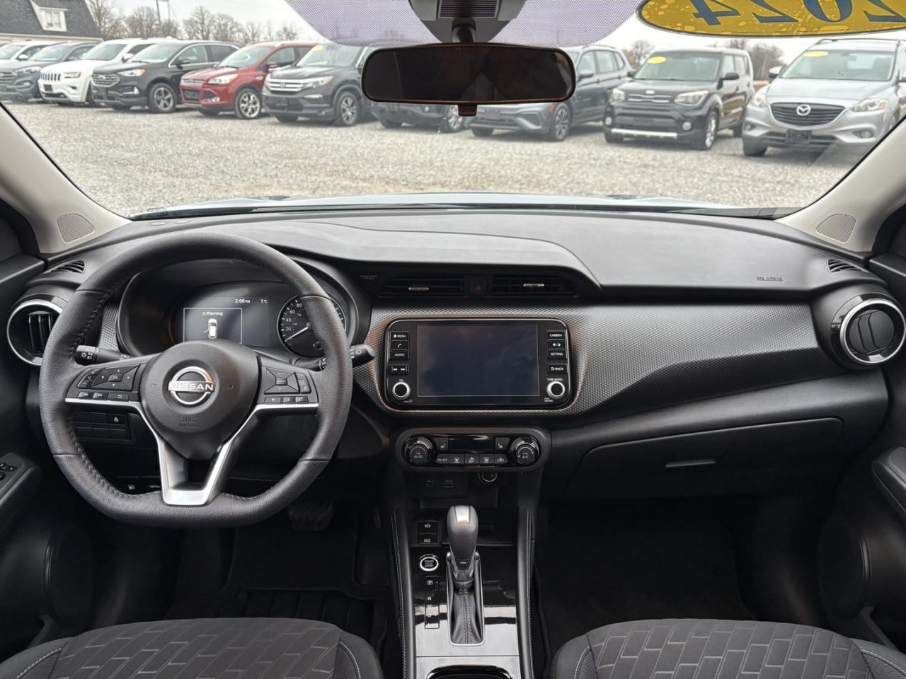 2024 Nissan Kicks SV Photo