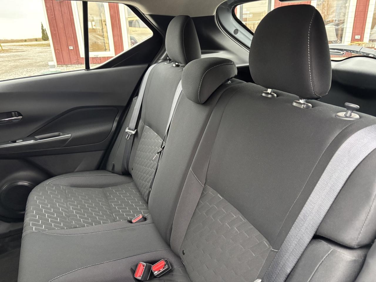 2024 Nissan Kicks SV Photo