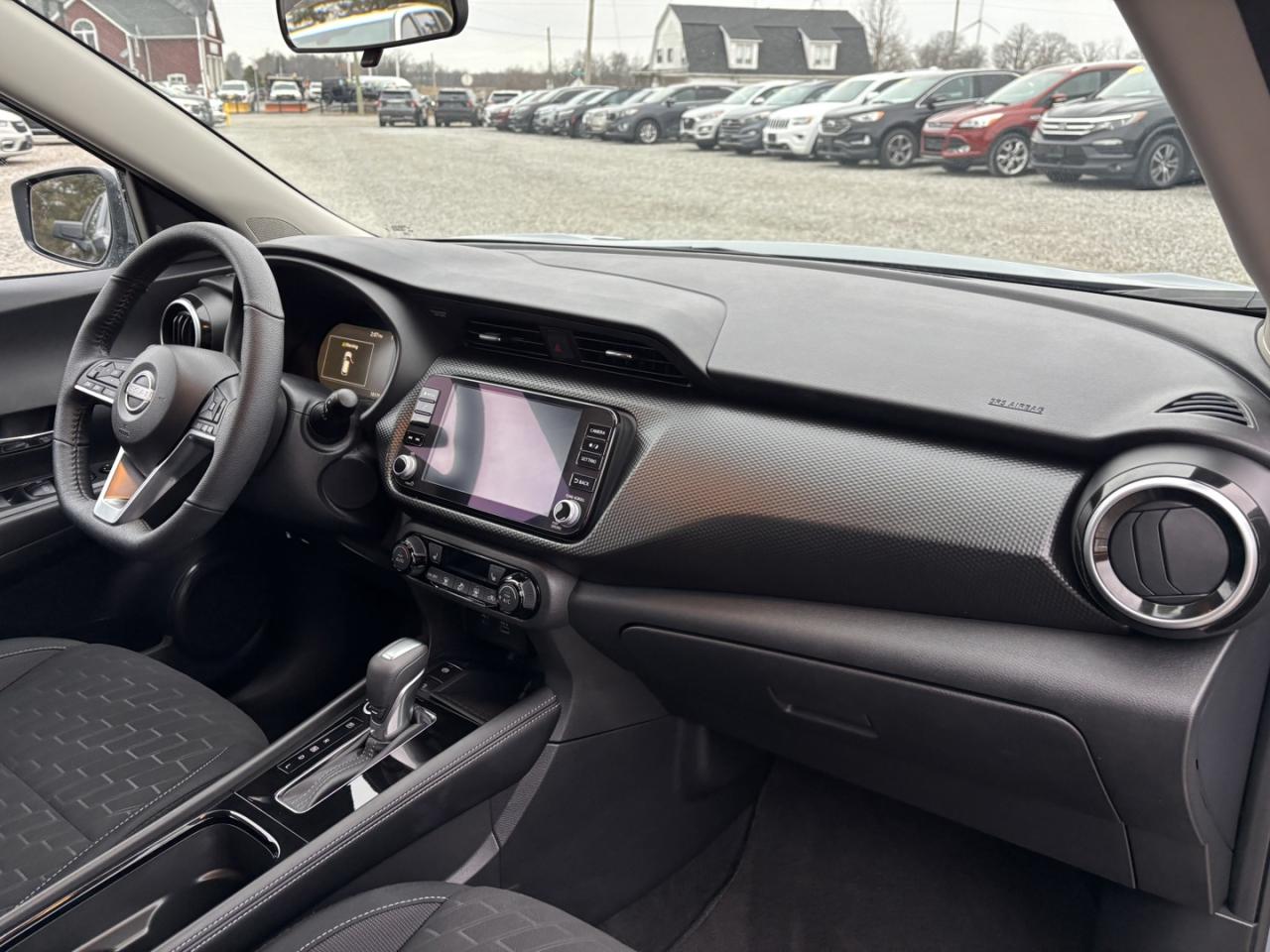 2024 Nissan Kicks SV Photo