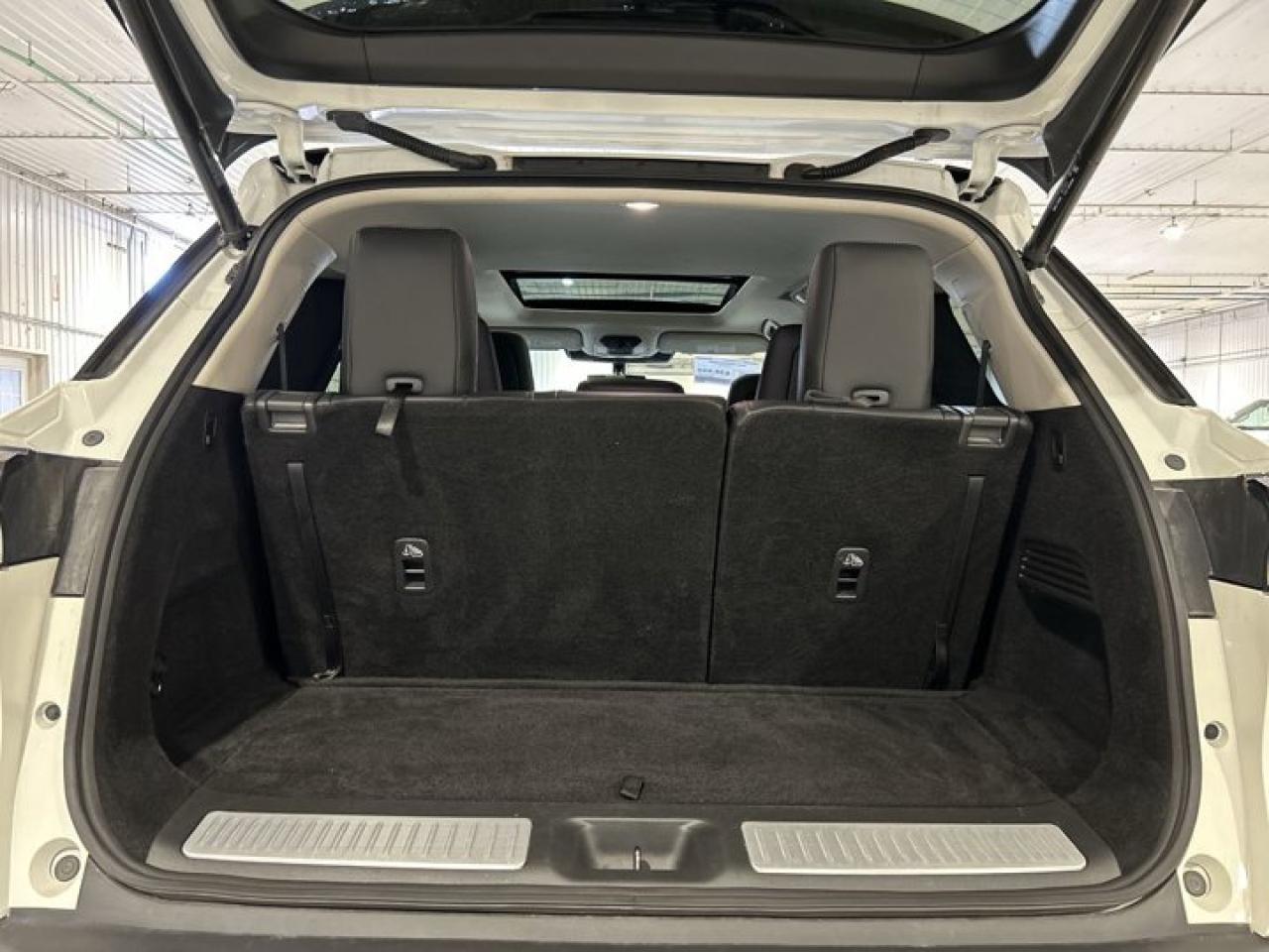 2023 Infiniti QX60 PURE AWD | Panoramic Roof | No accidents Photo