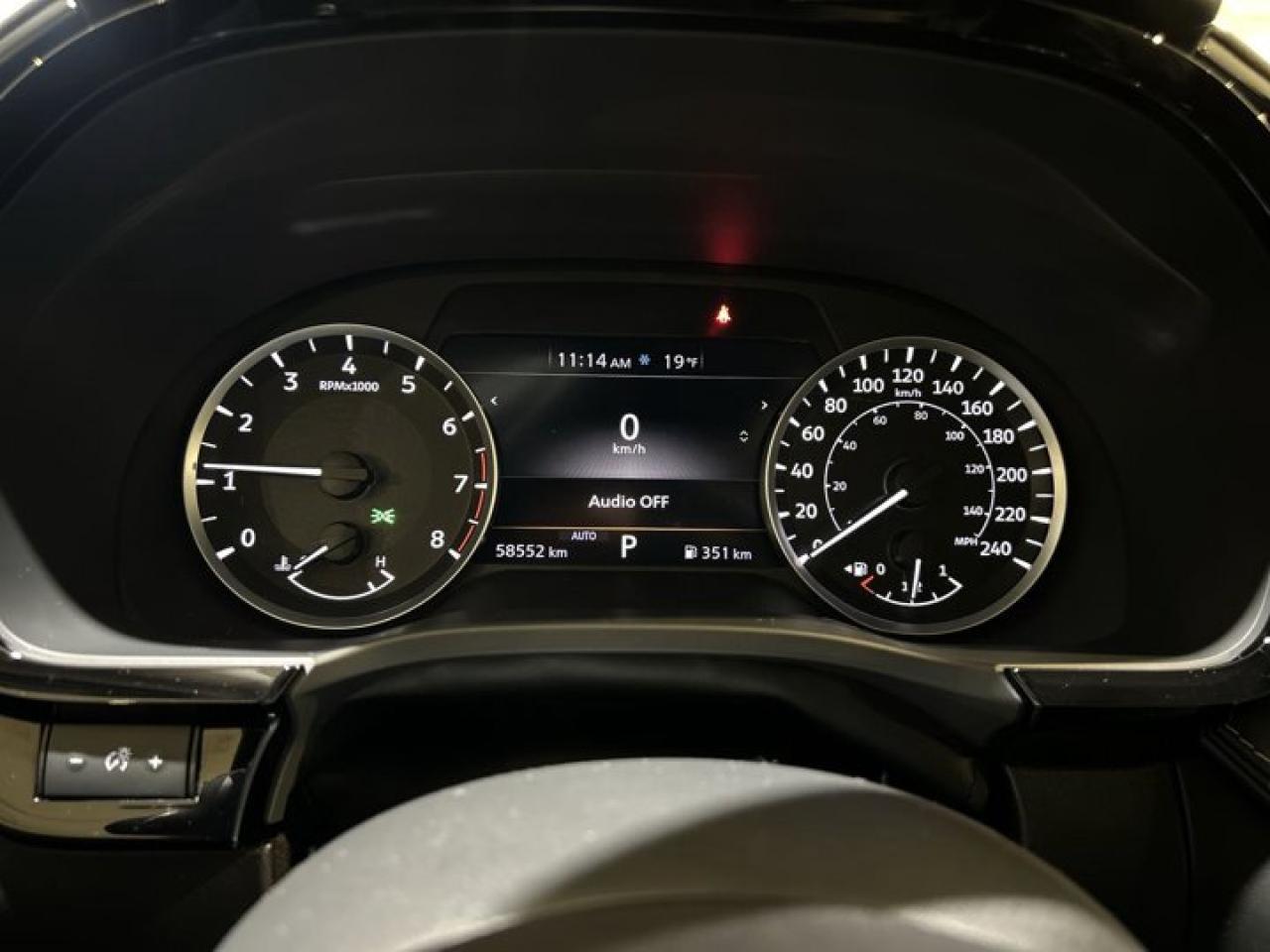 2023 Infiniti QX60 PURE AWD | Panoramic Roof | No accidents Photo