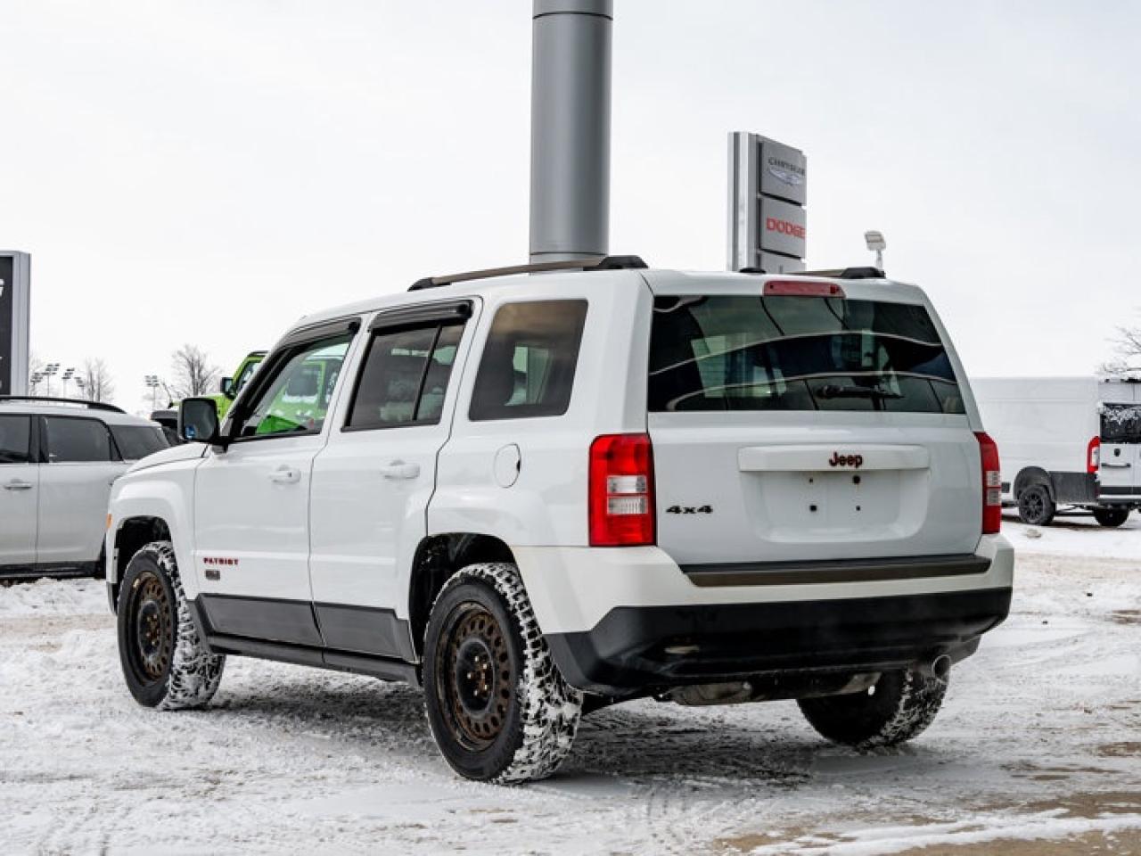 2016 Jeep Patriot 75th Anniversary Photo