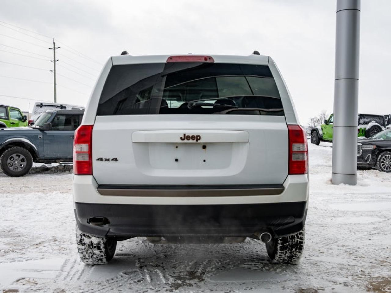 2016 Jeep Patriot 75th Anniversary Photo