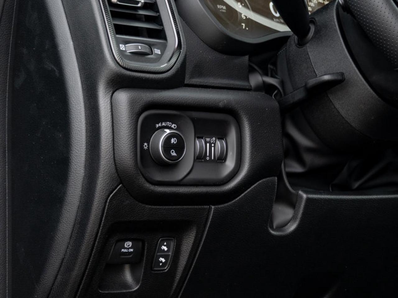 2026 RAM 1500 SPORT Photo