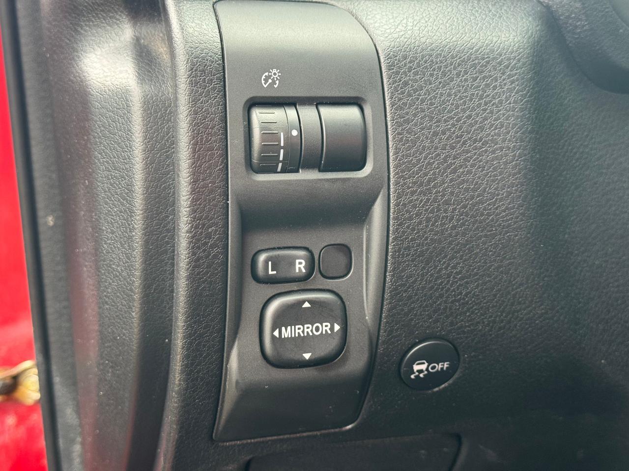 2010 Subaru Impreza 2.5i **CLEAN CARFAX** Photo