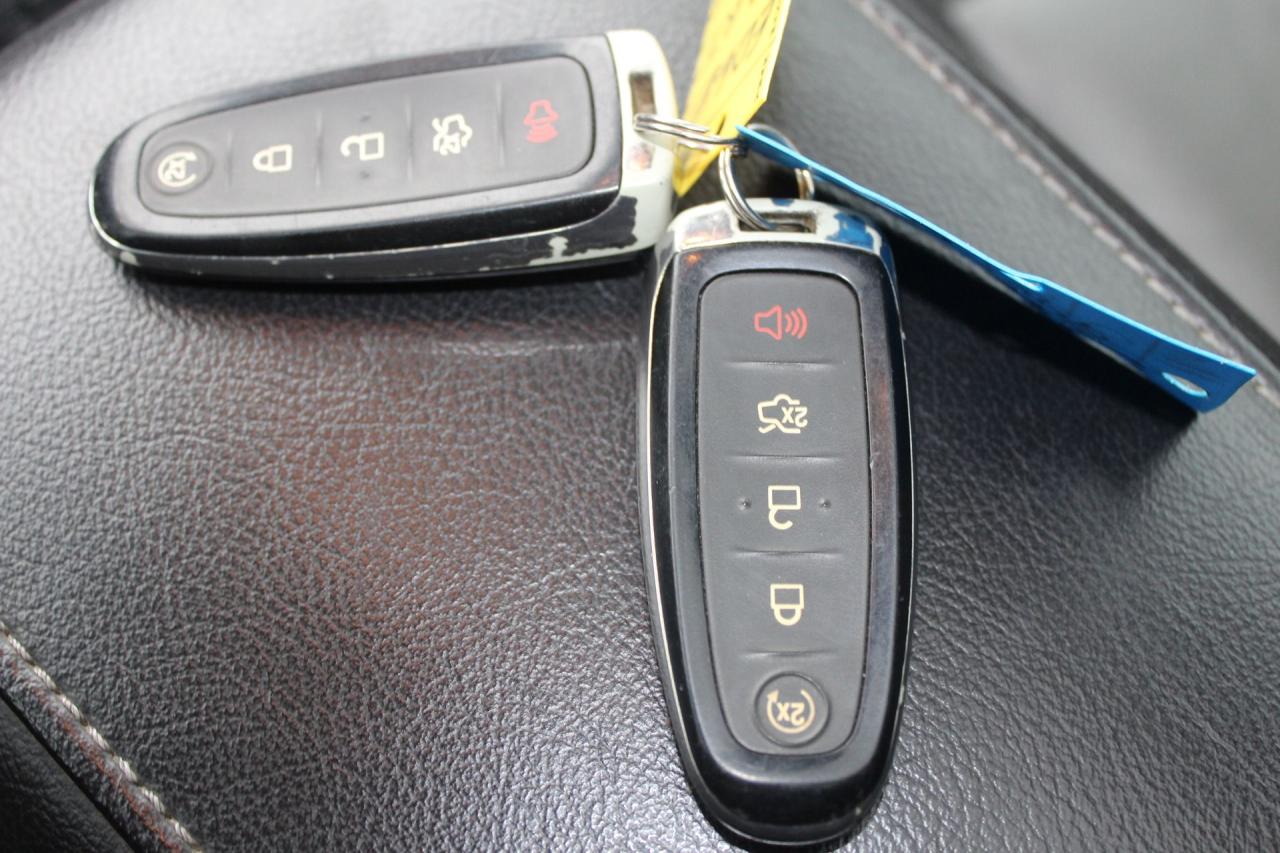 2011 Ford Edge SPORT Photo