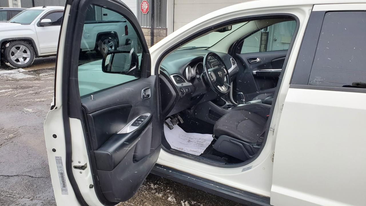 2016 Dodge Journey Canada Value Pkg-7 PASS THIRD ROW Photo