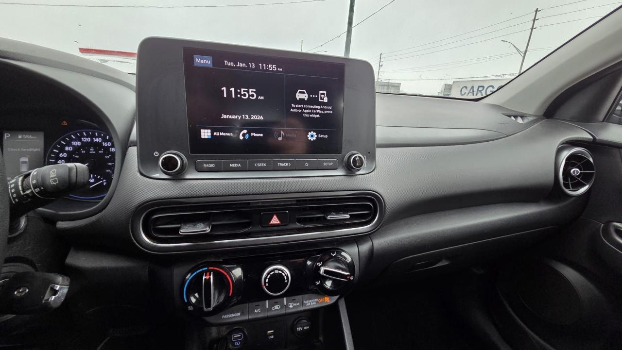 2023 Hyundai KONA ESSENTIAL, 4 CYL, AUTO, 171KMS, CERTIFIED Photo