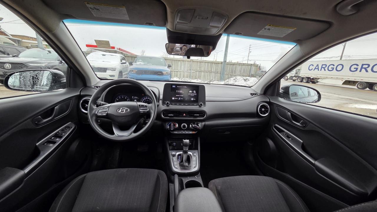 2023 Hyundai KONA ESSENTIAL, 4 CYL, AUTO, 171KMS, CERTIFIED Photo