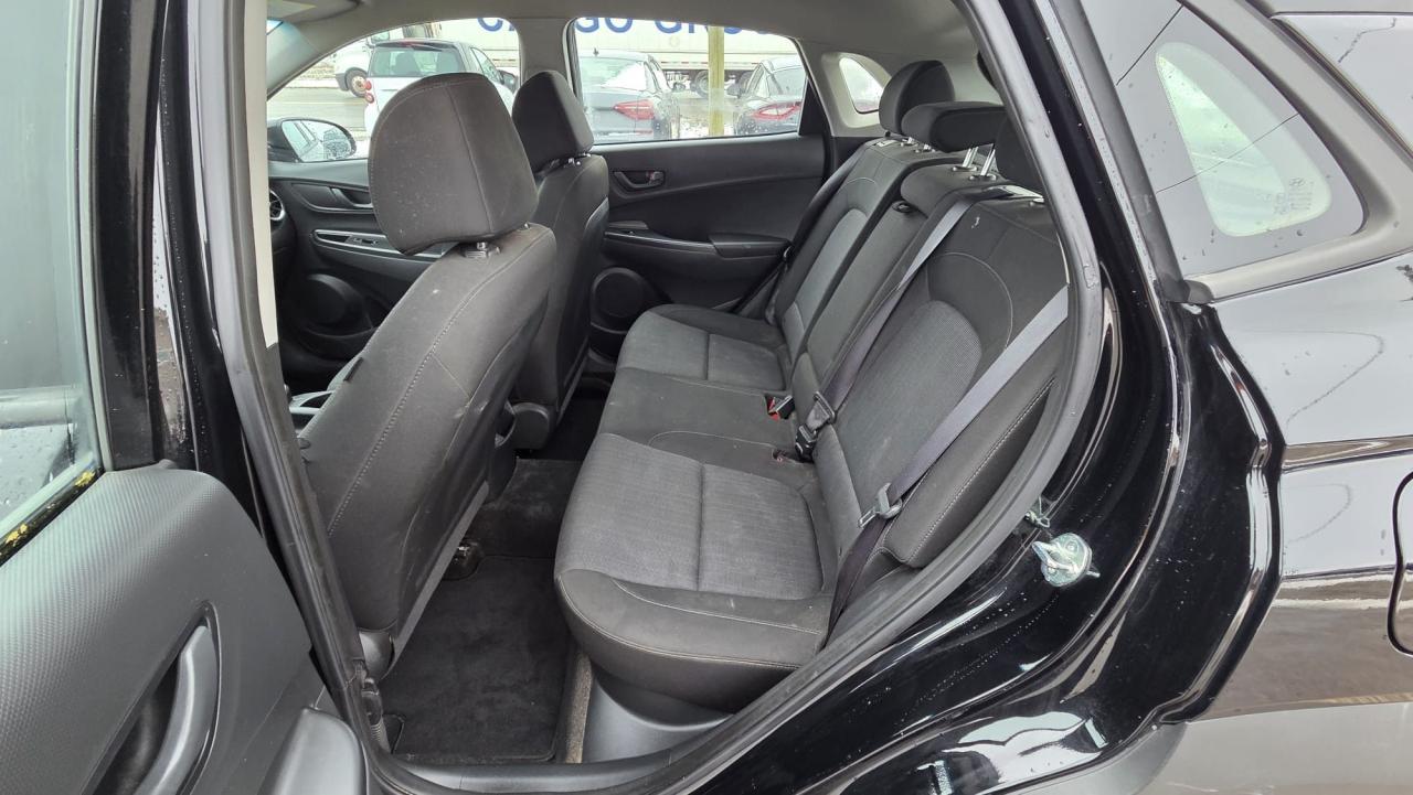 2023 Hyundai KONA ESSENTIAL, 4 CYL, AUTO, 171KMS, CERTIFIED Photo