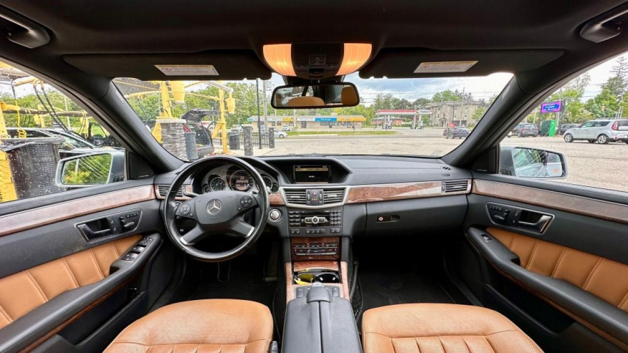 2012 Mercedes-Benz E-Class 550* DEALER SERVICED * AWD * LOW KM " Photo