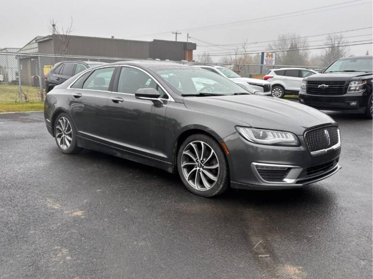 2018 Lincoln MKZ * AWD * LOW KM SELECT Photo2