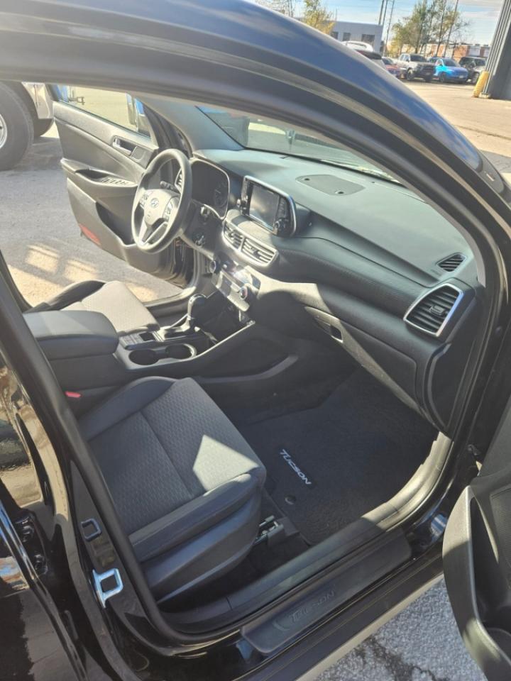 2019 Hyundai Tucson * DEALER SERVICED * 1 OWNER SE Photo
