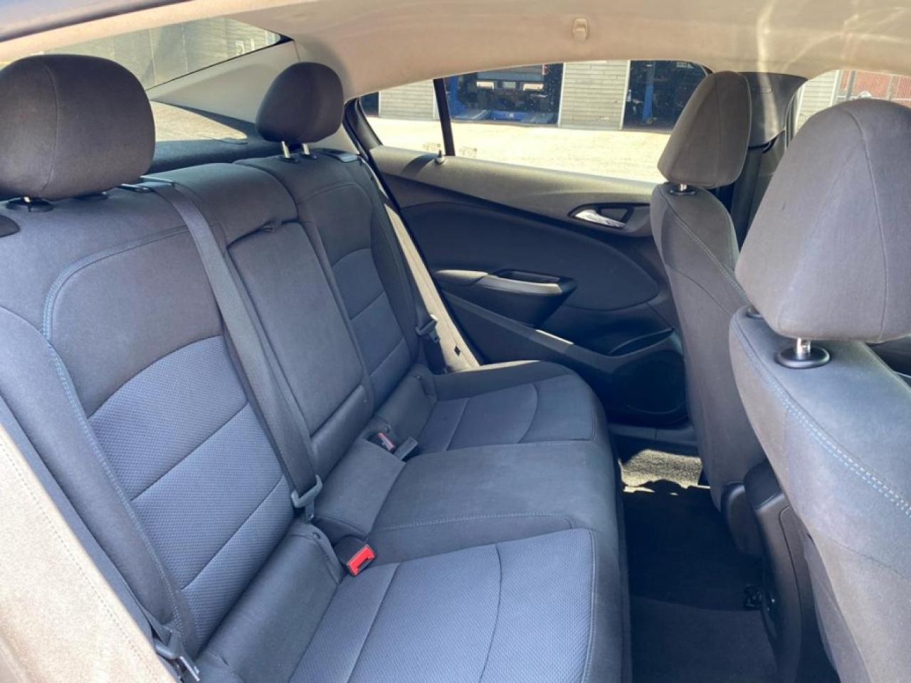 2018 Chevrolet Cruze * LT TRIM * GREAT VALUE LT AUTO Photo