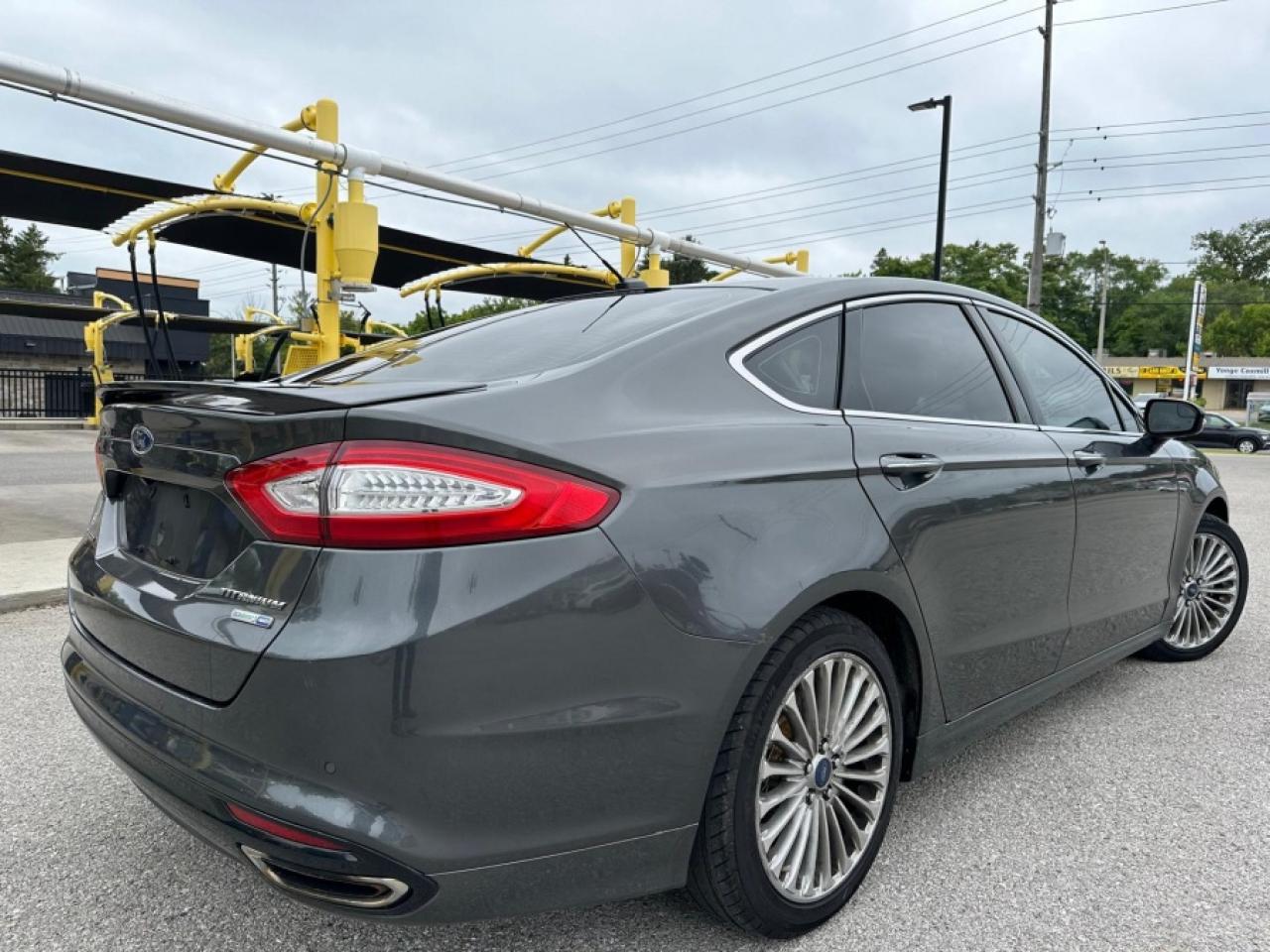 2016 Ford Fusion * NO ACCIDENTS * AWD * MUST SEE TITANIUM | NO ACCIDENTS Photo