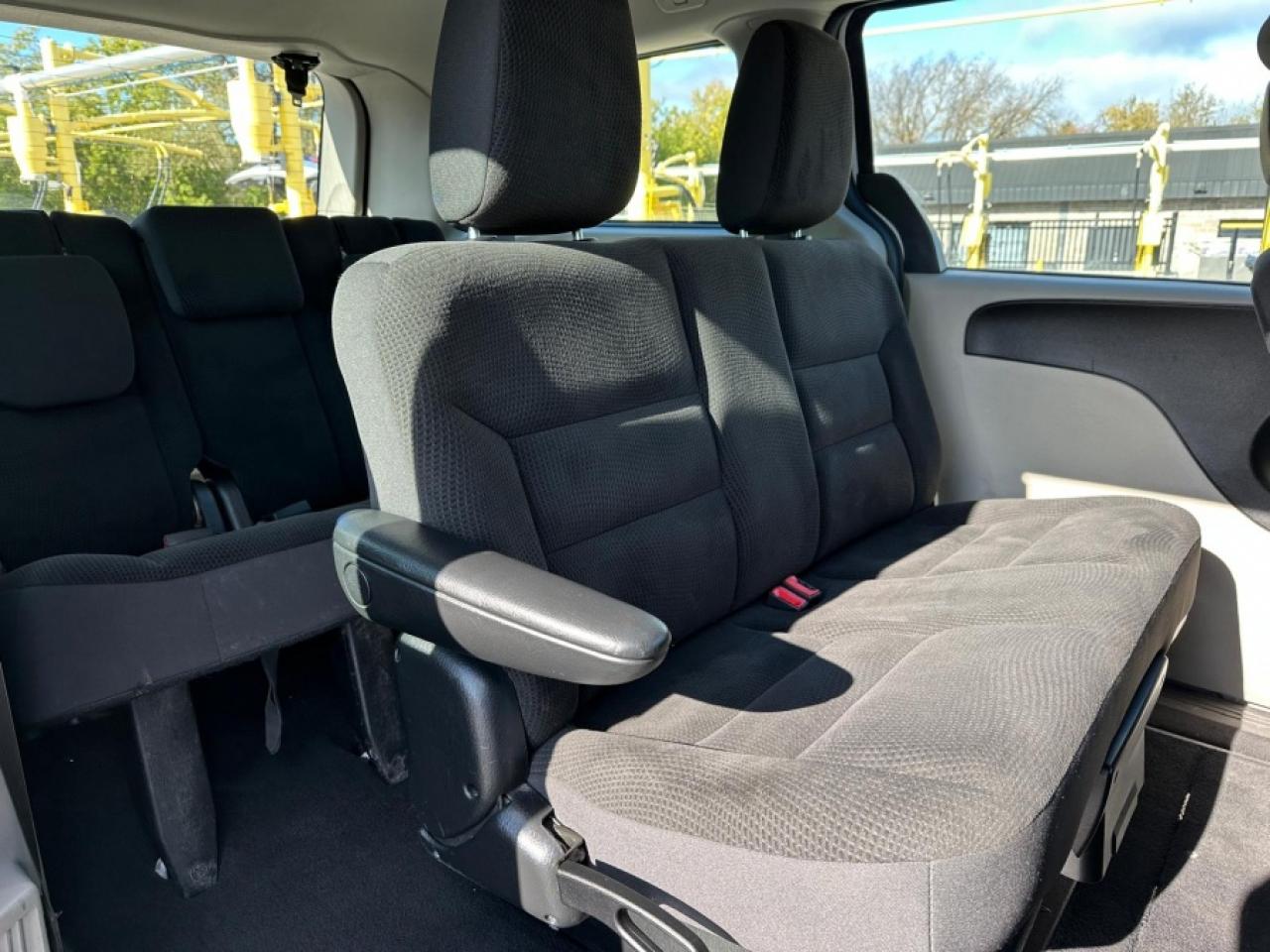 2018 Dodge Grand Caravan * NO ACCIDENTS * V6 * MUST SEE NO ACCIDENTS Photo