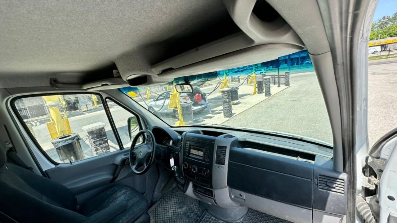 2016 Mercedes-Benz Sprinter 2500 144 WB Photo4