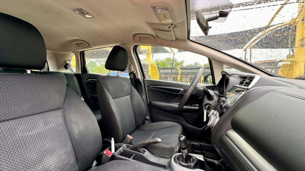 2019 Honda Fit * GAS SAVER * MINT CONDITION DX Photo