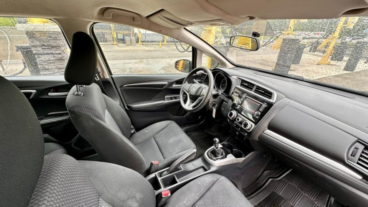 2019 Honda Fit * GAS SAVER * MINT CONDITION DX Photo